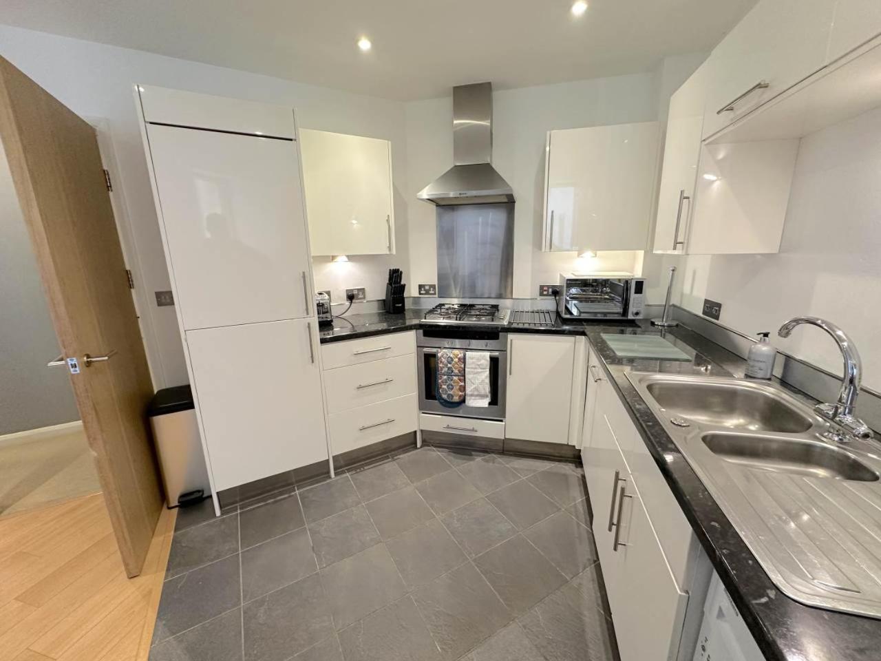Parc Y Bryn Serviced Apartments Aberystwyth Luaran gambar