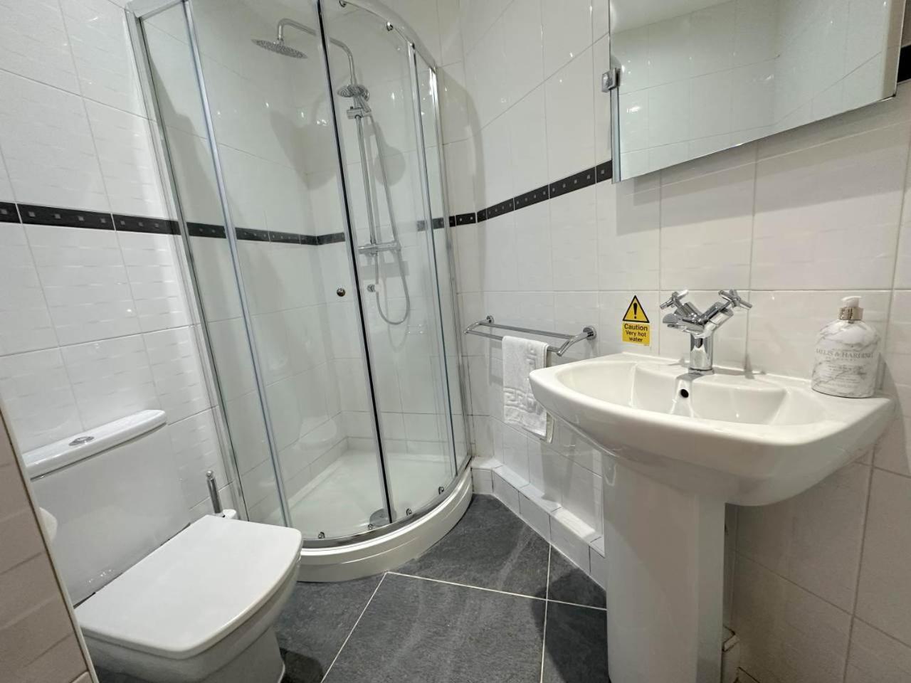 Parc Y Bryn Serviced Apartments Aberystwyth Luaran gambar